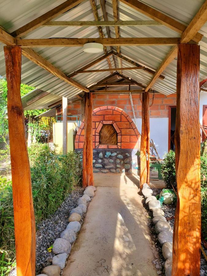 Casa Blanca Hortencia Sucua エクステリア 写真