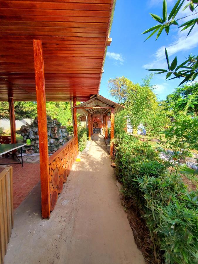 Casa Blanca Hortencia Sucua エクステリア 写真