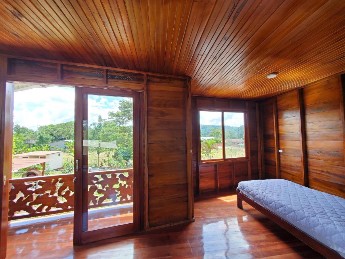 Casa Blanca Hortencia Sucua エクステリア 写真